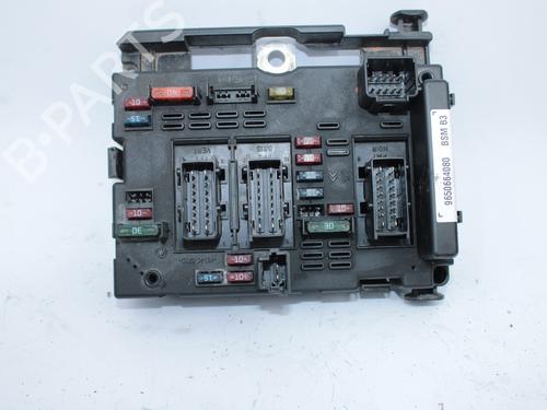 Sikringsdåse PEUGEOT 307 Break (3E) [2002-2009]  11737337