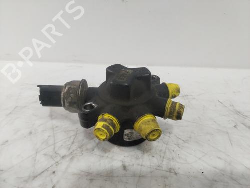 Used Injection rail FORD FOCUS II Saloon (DB_, FCH, DH) [2005-2025]  29816788
