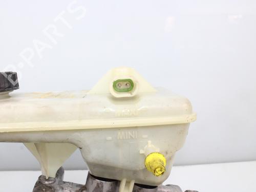 Brake master cylinder RENAULT TRAFIC II Van (FL)  | BP16009647M77 