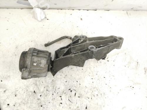 Used Engine mount BMW 1 (E87) 118 d (143 hp) 25625710