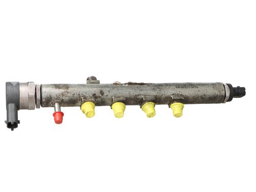 Used Injection rail OPEL VECTRA C (Z02) [2002-2009]  32271151