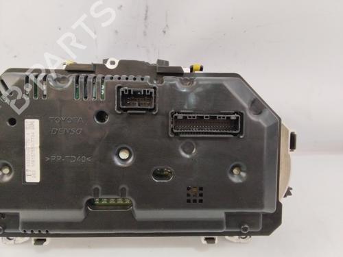 Instrument cluster TOYOTA YARIS (_P13_) 1.5 Hybrid (NHP130_, NHP130) | BP21595768C47 