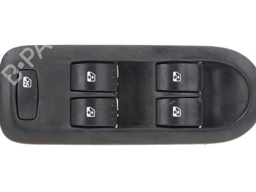 Used Left front window switch Left front window switch RENAULT SCÉNIC II (JM0/1_) 1.9 dCi (JM0G, JM12, JM1G, JM2C) (120 hp) 33540049 33540049