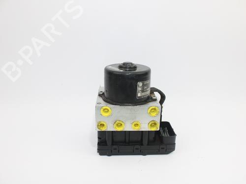 Used ABS pump SEAT CORDOBA (6K1, 6K2) 1.4 i (60 hp) 13393602