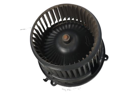 Used Heater blower motor BMW 2 Gran Tourer (F46) 220 d (190 hp) 31991805