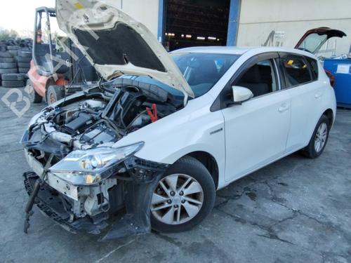 Brugte TOYOTA AURIS (_E18_) 1.8 Hybrid (ZWE186_, ZWE186R) (136 hp) 4390040