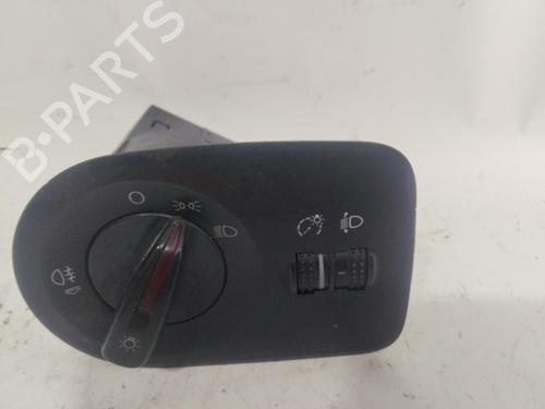 Used Headlight switch SEAT IBIZA IV SC (6J1, 6P5) [2008-2018]  24356094