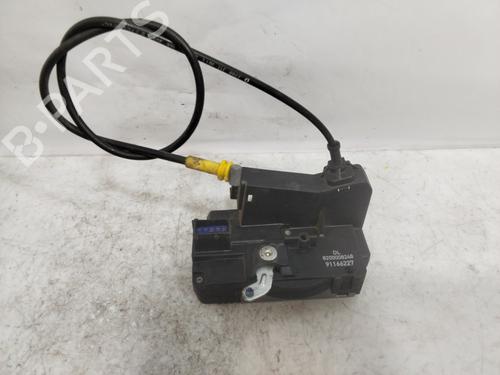 Front right lock NISSAN PRIMASTAR Van (X83) 1.9 dCi 100 8200008248 |