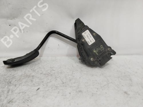 Pedal NISSAN PRIMASTAR Van (X83) 1.9 dCi 100 7700313060 |