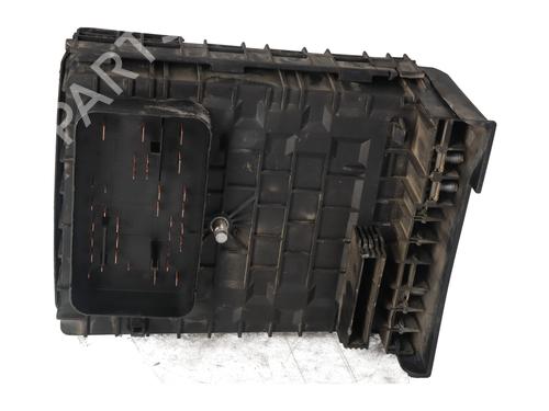 Used Fuse box Fuse box SKODA OCTAVIA II (1Z3) [2004-2013] 35737093 35737093