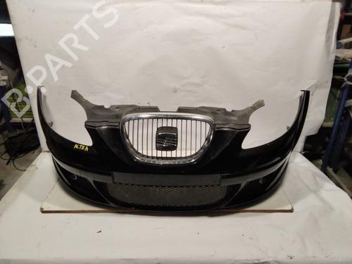 Used Front bumper SEAT ALTEA (5P1) [2004-2015]  28158274