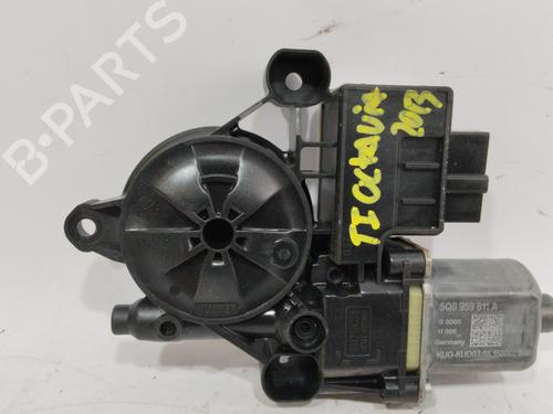 Used Left rear window motor SKODA OCTAVIA III Combi (5E5, 5E6) [2012-2020]  26724324