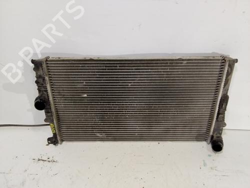 Used Water radiator BMW 1 (F21) 118 d (150 hp) 33026193