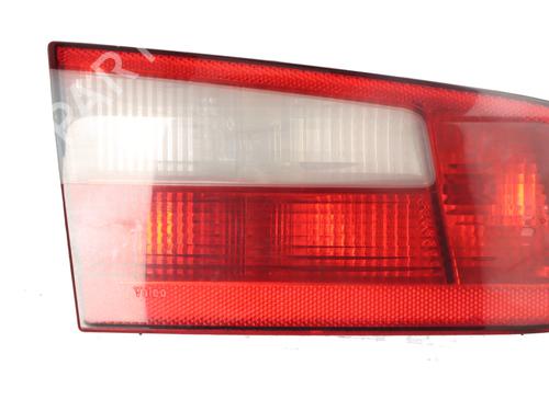 Feu de coffre droit RENAULT LAGUNA II (BG0/1_) [2001-2007]  32139517