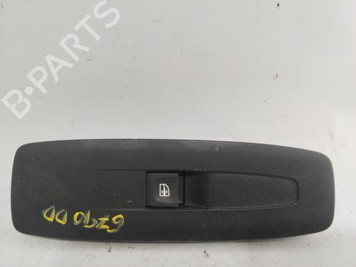 Høyre Foran elrute bryter RENAULT MEGANE IV Hatchback (B9A/M/N_) 1.5 dCi 110 (B9A3) (110 hp) 23537696