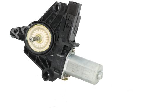 Used Right rear window motor VOLVO V40 Hatchback (525) D3 (150 hp) 30604710