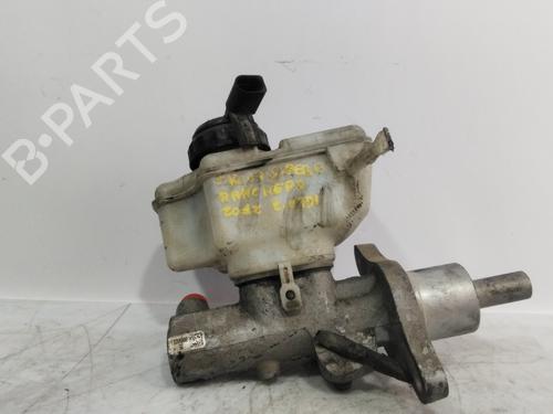 Used Brake master cylinder DACIA SANDERO II [2012-2025]  26040106