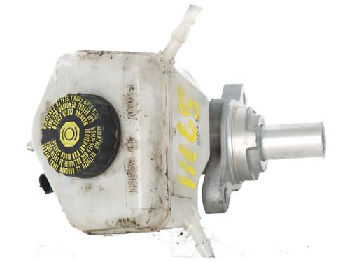 Used Brake master cylinder Brake master cylinder BMW 1 (F21) 118 d (150 hp) 33119289 33119289