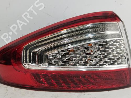 Used Right taillight FORD MONDEO IV (BA7) [2007-2015]  26331721