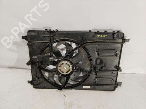 Used Radiator fan VOLVO V40 Hatchback (525) D2 (120 hp) 32293013