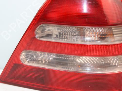 Right taillight MERCEDES-BENZ C-CLASS (W203) C 270 CDI (203.016) | BP18023521C35 