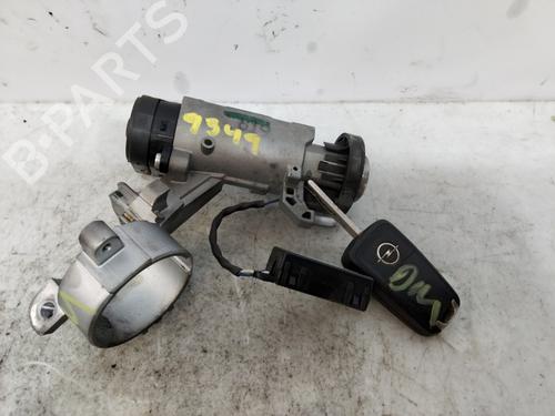 Used Ignition barrel OPEL INSIGNIA A Sports Tourer (G09) [2008-2017]  27374835
