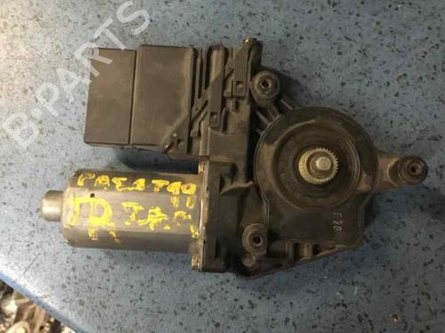 Rudehejsemotor bagstkærm venstre VW PASSAT B5.5 (3B3) [2000-2005]  8547654