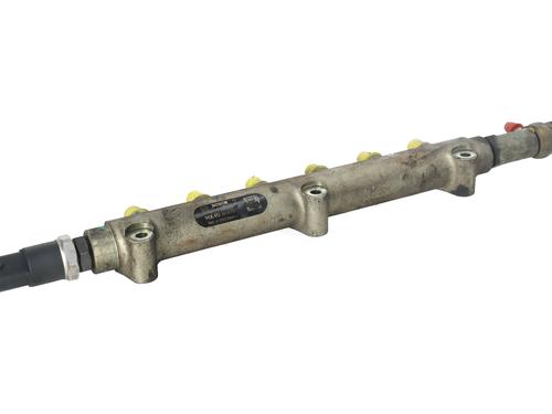 injection-rail-volvo-s60-i-384-2000-2001-2002-2003-2004-2005-2006-2007-2008-2009-2010-32297943 main image
