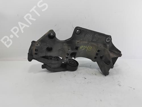 Używane Wspornik / Uchwyt VW CADDY III Box Body/MPV (2KA, 2KH, 2CA, 2CH) [2004-2016]  29905324