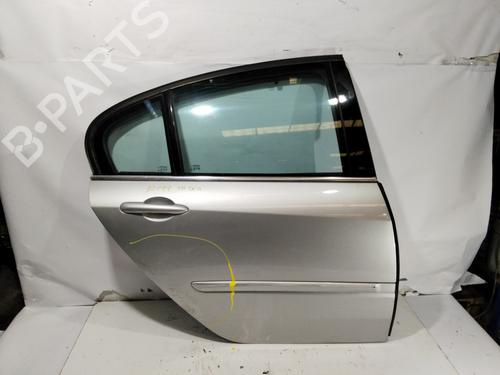 Used Right rear door RENAULT LAGUNA III (BT0/1) 2.0 dCi (BT01, BT08, BT09, BT0E, BT0K, BT12, BT1C, BT1D,... (150 hp) 31803565