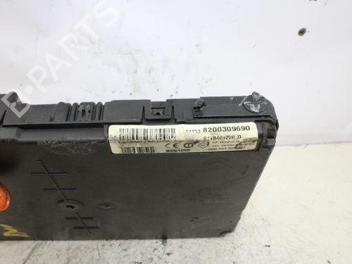 Fuse box RENAULT MEGANE II Saloon (LM0/1_) 1.9 dCi (LM0G, LM1G, LM2C) | BP15358914E1 