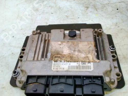 Engine control unit (ECU) CITROËN C5 II (RC_)  | BP8573984M57 