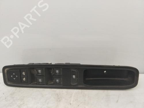Used Left front window switch DACIA SANDERO III [2021-2025]  21762609