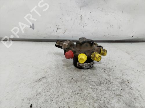 Used Injection rail RENAULT SCÉNIC II (JM0/1_) [2003-2010]  27392942