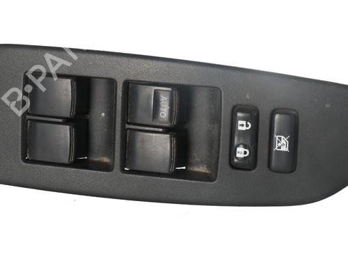 venstre-fortil-elrude-kontakt-toyota-auris-_e15_-2006-2007-2008-2009-2010-2011-2012-2013-32631521 main image