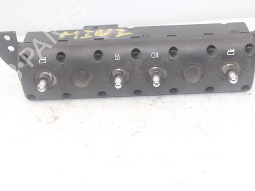 Switch BMW 5 (E60)  | BP17125116I30 