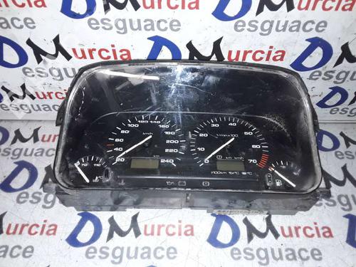 Used Instrument cluster VW GOLF III (1H1) [1989-2000]  8557127