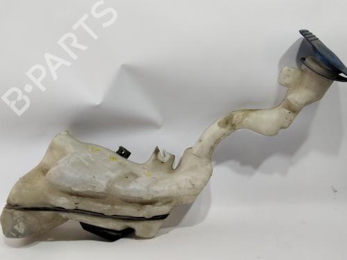 Used Windscreen washer tank VW NEW BEETLE Convertible (1Y7) [2002-2012]  29795564