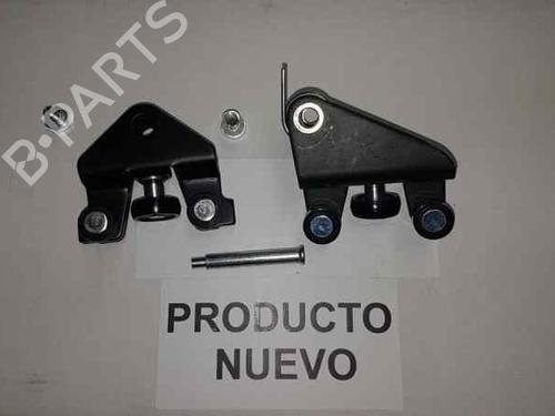 Used Hinge/Door check strap NISSAN PRIMASTAR Van (X83) [2002-2025]  22385459