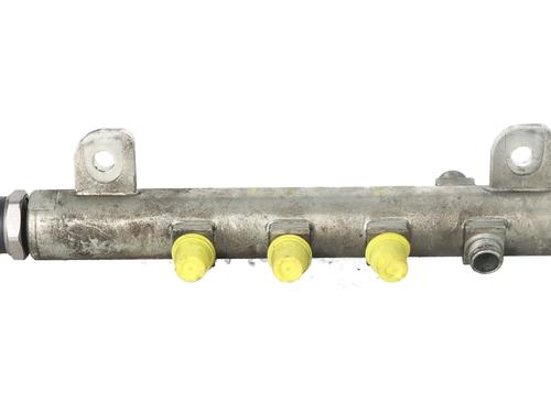 Used Injection rail FIAT CROMA (194_) 1.9 D Multijet (194AXC1B, 194AXC12) (150 hp) 32858009