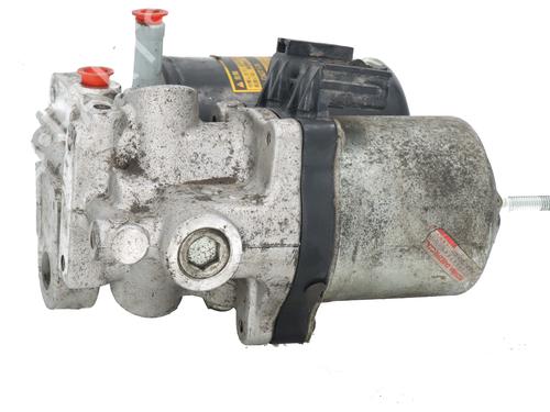 Used ABS pump TOYOTA AURIS (_E18_) 1.8 Hybrid (ZWE186_, ZWE186R) (136 hp) 31716365