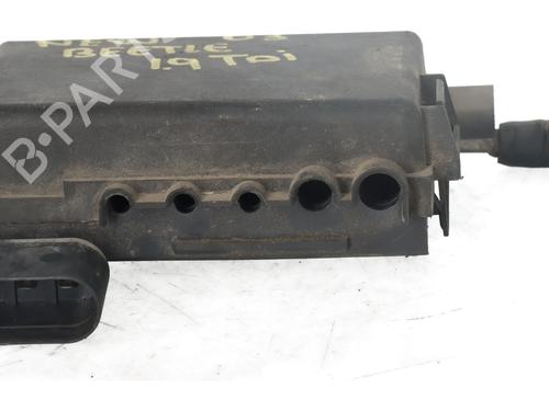 Used Fuse box Fuse box VW NEW BEETLE (9C1, 1C1) 1.9 TDI (101 hp) 32526238 32526238