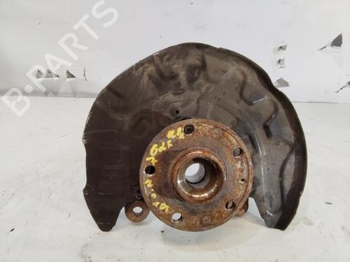 Used Right front steering knuckle Right front steering knuckle VW GOLF VII (5G1, BQ1, BE1, BE2) [2012-2021] 32389665 32389665