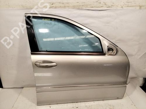 Dør højre fortil MERCEDES-BENZ C-CLASS (W203) C 200 CDI (203.004) NO TIENE REFERENCIA |