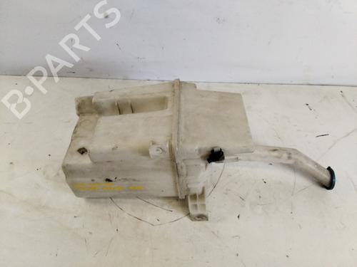 Used Windscreen washer tank TOYOTA AVENSIS (_T25_) [2003-2008]  29982638
