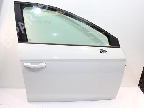 right-front-door-seat-leon-st-5f8-2012-2013-2014-2015-2016-2017-2018-2019-2020-13309899 main image