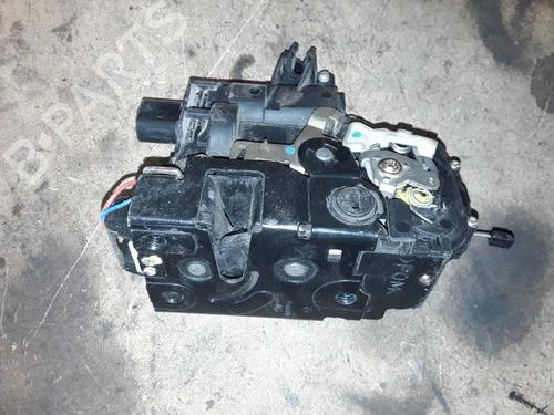 Used Rear right lock VW PASSAT B5 (3B2) [1996-2001]  8560817