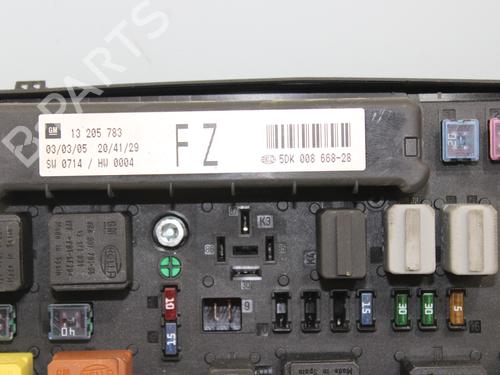 Fuse box OPEL ASTRA H (A04) 1.9 CDTI (L48) | BP18297397E1 