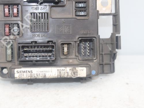 Fuse box CITROËN C5 I (DC_) 2.0 HDi (DCRHZB, DCRHZE) | BP16497022E1 