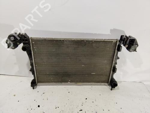 Used Water radiator FIAT 500L (351_, 352_) 1.3 D Multijet (199.LYM11, 199.LYM1A) (95 hp) 32172508